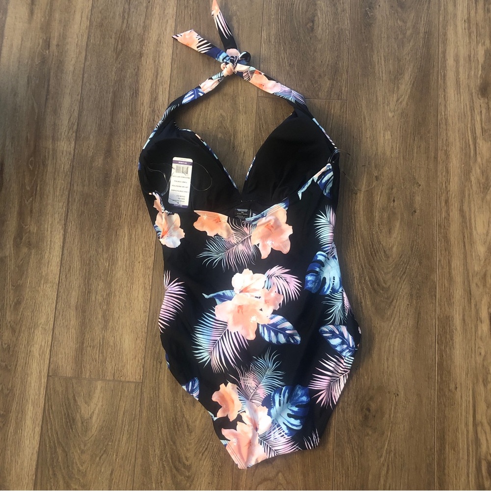 NWT DKNY Floral Halter Style One Piece Swimsuit Size XXL - Picture 6 of 9